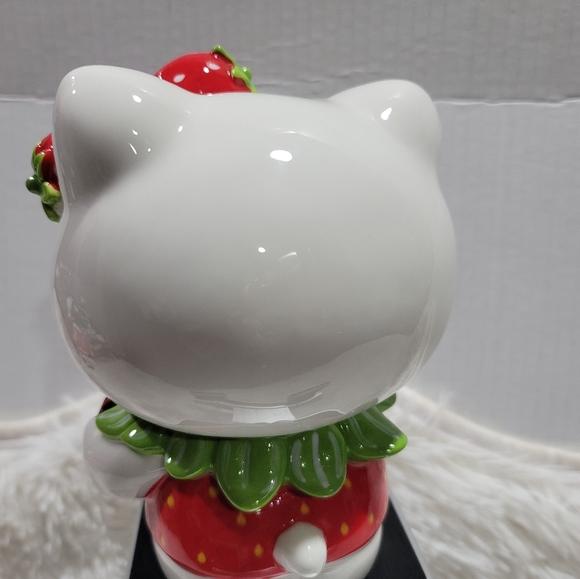 Hello Kitty Blue Sky Sanrio  Strawberry Bow Cute Winking Figurine Cerami… - Picture 4 of 4